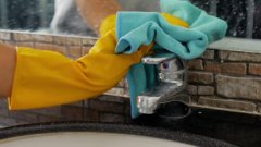 玻璃幕墙清洁服务